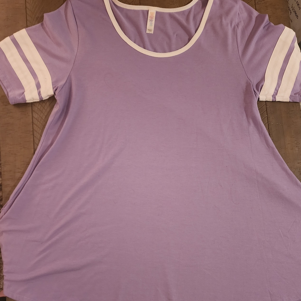Lularoe Perfect Tee